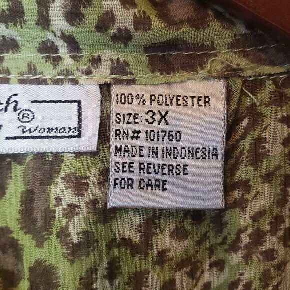 KENETH TOO! Sheer Zip Front Animal Print Jacket - Picture 6 of 9